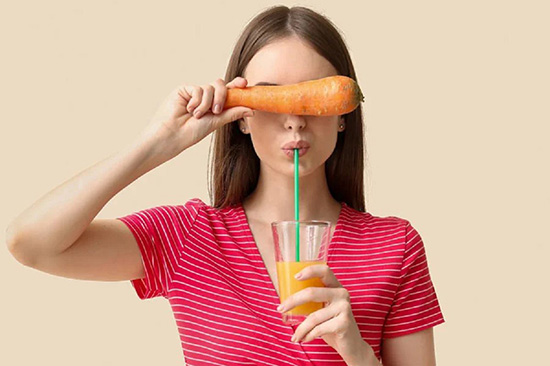 Nước ép cam cà rốt giúp tăng cường thị lực